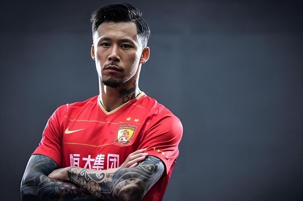爱游戏体育官方入口-大连英博久违中锋有望在下一轮爆发进球！曾是新晋国脚，值得期待
